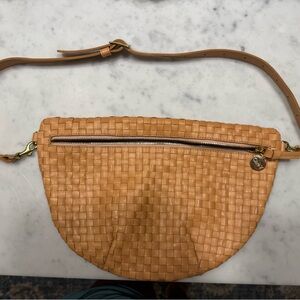 Clare V Grande Fanny Crossbody Purse Bisque Woven Checker